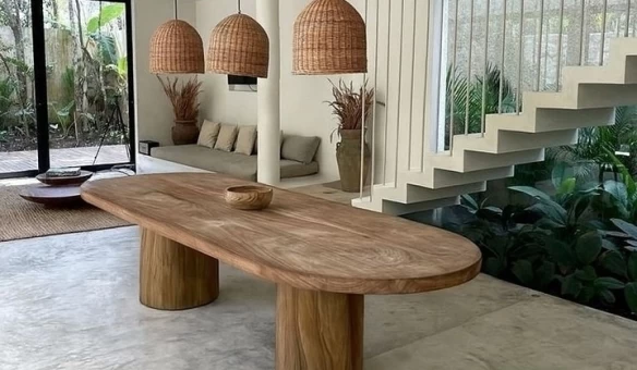 Bàn ăn gỗ lũa chân trụ