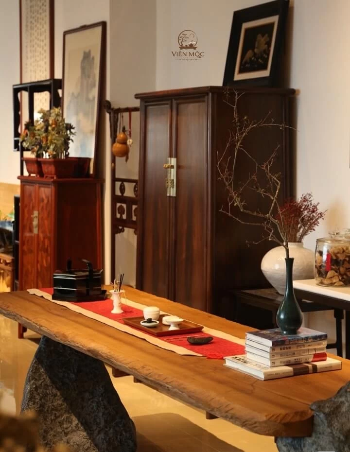 Bàn trà gỗ lũa chân đá