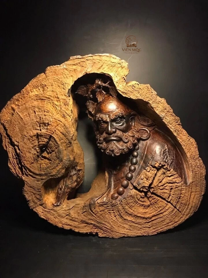 Tượng gỗ lũa trang trí