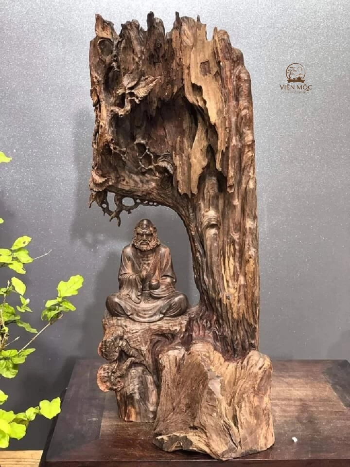 Tượng gỗ lũa trang trí