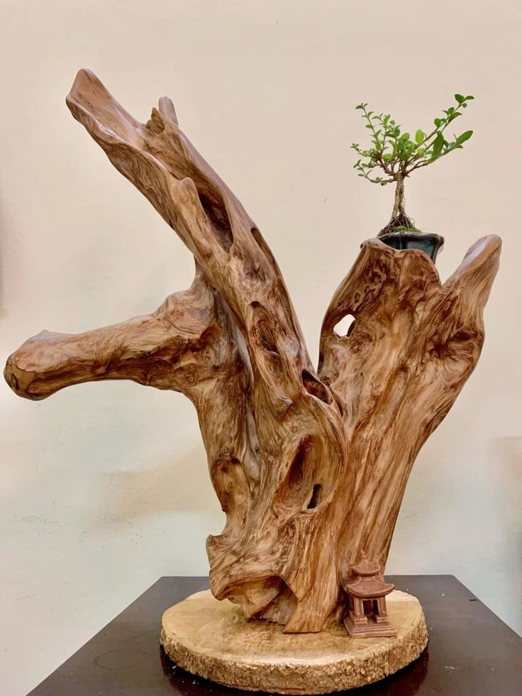 Chế tác gỗ lũa