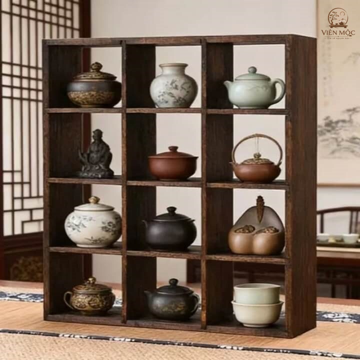 Kệ trưng bày ấm chén trà luôn được yêu thích